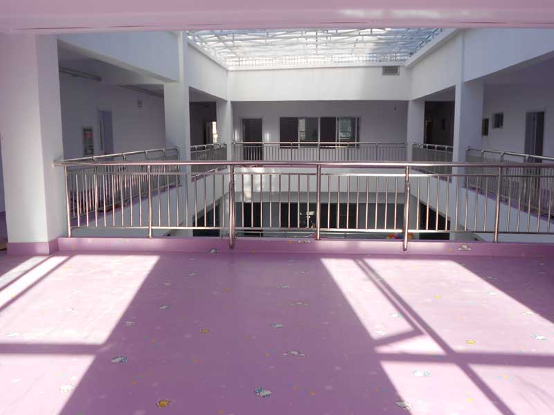幼兒園塑膠黄瓜视频在线看麵層水性打印工藝為環保性保駕